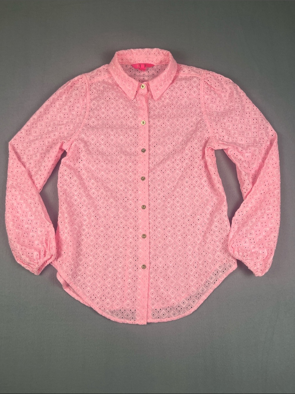 Lily Pulitzer Seabreeze Eyelet Button-Up Top in Pink
Size: Small